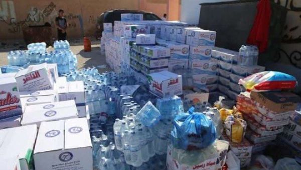 Jordanian’s collection of donations individually on their own is believed to be triggered by news about 15 Syrian refugee dying because of harsh conditions on the northern borders. (Twitter)