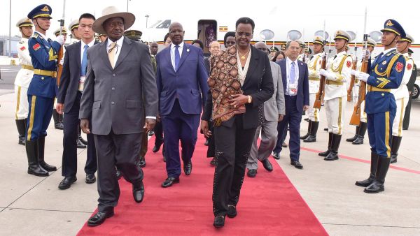 President of the Republic of Uganda arrives in Beijing for the Forum on China-Africa Cooperation (FOCAC) (Twitter)
