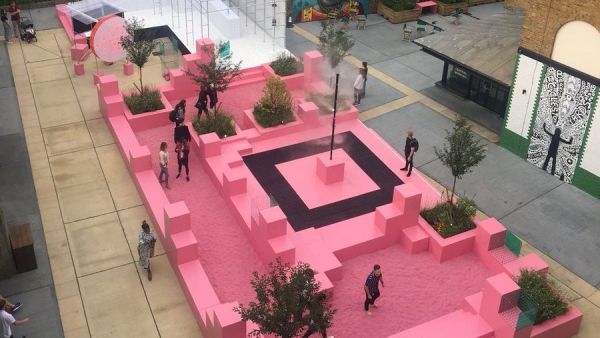 Immersive outdoor spa (Twitter)