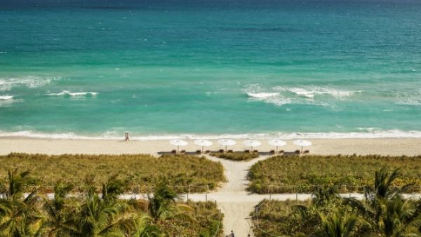 Four Seasons Hotel at the Surf Club in Surfside, Forida is now open