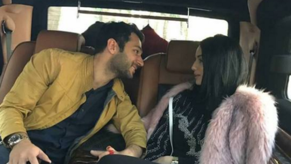 مراد يلدريم وخطيبته المغربية