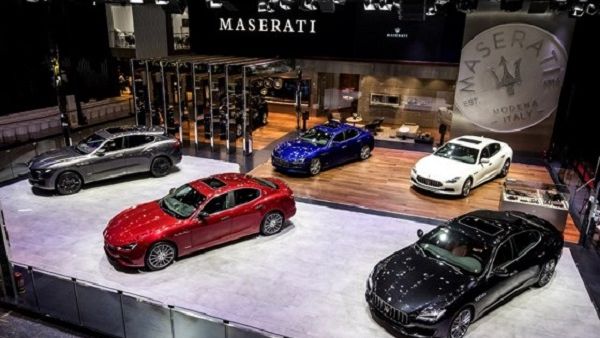مجموعة سيارات مازيراتي في معرض الصين للسيارات 2018 في بكين.