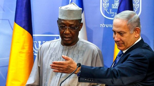 Netanyahu and President of Chad Idriss Déby (Photo/ AFP)