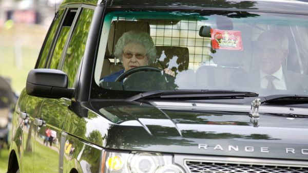 Elizabeth II driving her car. (Shutterstock/ File Photo)