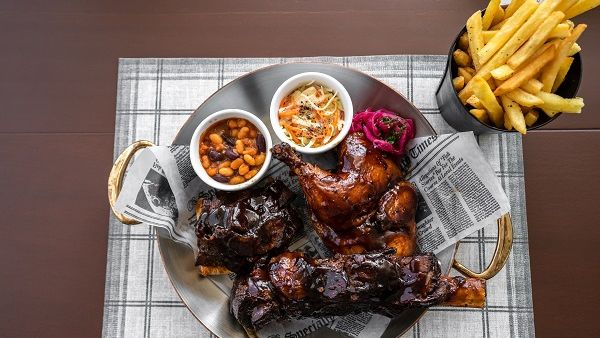 If you feel like extending your stay, don’t forget there is a 25% discount on room rates at Al Bandar Rotana until Sunday, 2 September, 2018. 