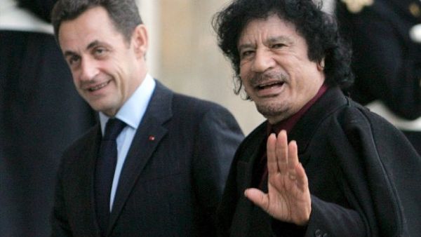 القضاء الفرنسي يضع نيكولا ساركوزي قيد التحقيق