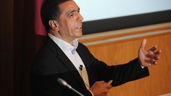 خالد حسين، رئيس قسم الغدد الصماء للأطفال في السدرة للطب