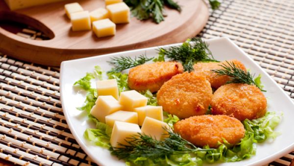 ناجتس الدجاج بالجبن 