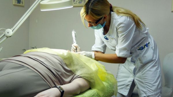 العلاج التبريدي يسمح بالقضاء على الخلايا الدهنية بطريقة طبيعية

