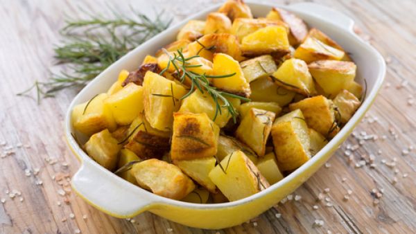 البطاطس المحمرة في الفرن