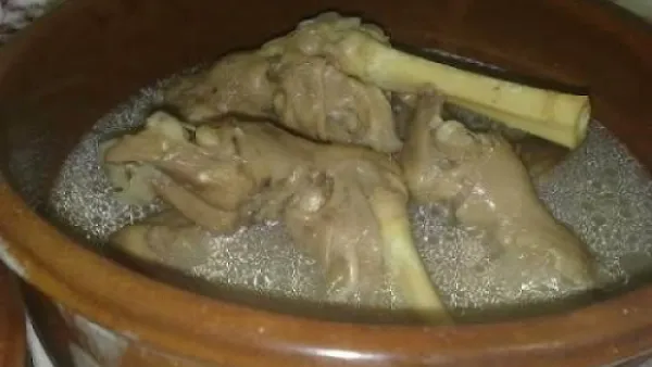 شوربة الكوارع تساعد في شفاء أمراض المفاصل وخشونة الركبة
