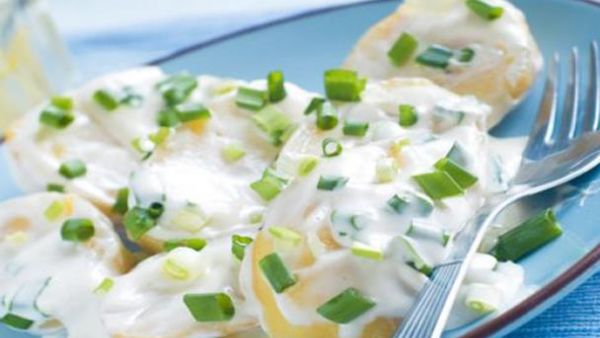 سلطة البطاطس بصوص الرانش