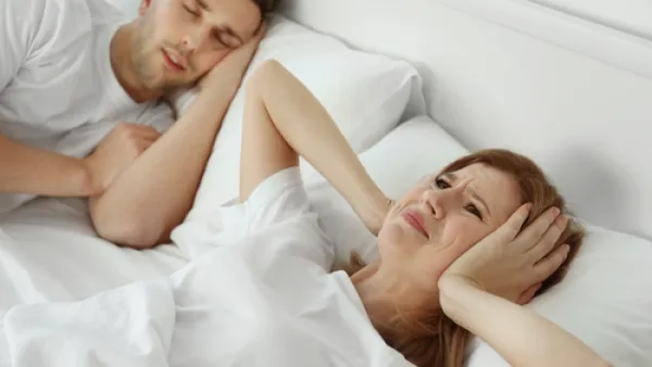 غالباً يكون الشخير مرتبطاً بالوزن الزائد

