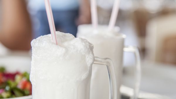 عصير الزبادي على الطريقة التركية