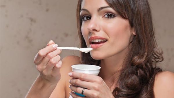 يعدُّ الزبادي مصدراً رائعاً للفيتامينات والمعادن والبروتينات
