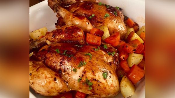دجاج مشوي بالزبدة والصلصة الحلوة