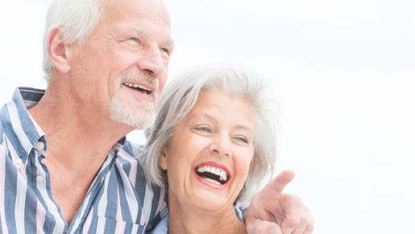 تشعر نساء كثيرات بالانزعاج من تصرف أزواجهن في منتصف العمر
 تشعر نساء كثيرات بالانزعاج من تصرف أزواجهن في منتصف العمر