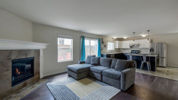 يجب وضع قائمة تتضمّن كل الأمور التي تحتاج إلى ترتيب المنزل
 يجب وضع قائمة تتضمّن كل الأمور التي تحتاج إلى ترتيب المنزل