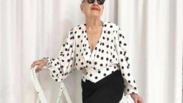 إرني كل يوم تطل على متابعيها في شبكات التواصل الاجتماعي بآخر صيحات الموضة