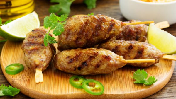 طريقة تحضير الكفتة المشوية على الفحم