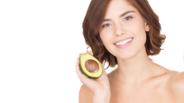 الأفوكادو عنصر مهم للعناية بالبشرة 