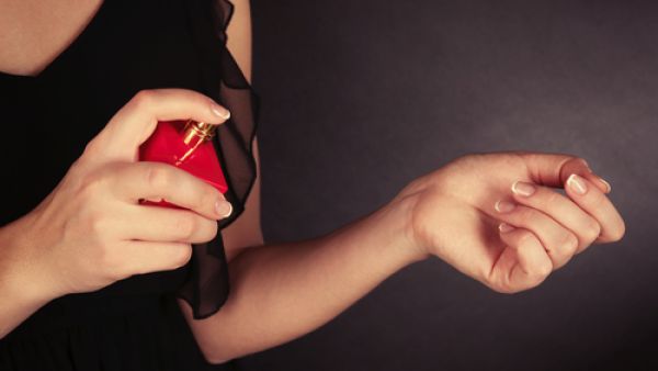 إذا كنت ترغبي بترك انطباع خاص انتقي العطور التي تحتوي على الكراميل
 إذا كنت ترغبي بترك انطباع خاص انتقي العطور التي تحتوي على الكراميل