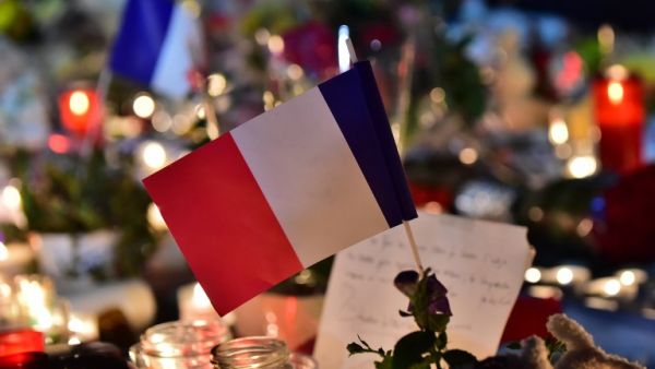 A memorial for victims in Nice, after the Bastille Day attack that killed over 80 people. (AFP/Giuseppe Cacace)