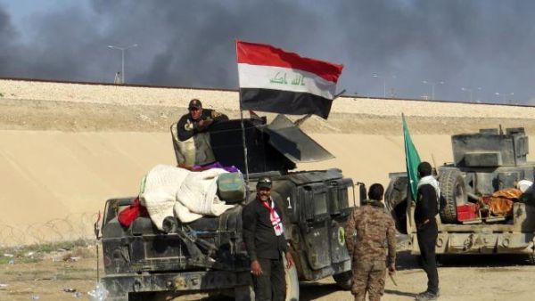 Civilians escape Islamic State grip as Iraqi forces push on in Ramadi. (AFP/File)