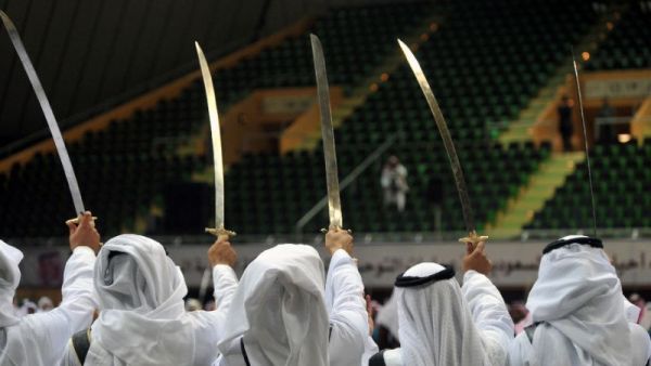Three suspects allegedly assaulted duo with swords in flat that turned out to be a brothel. (File photo)