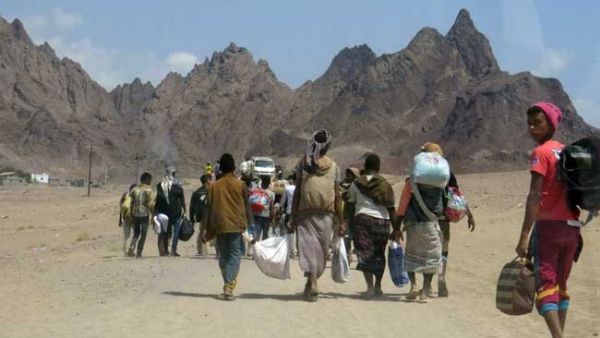 Yemeni conscripts leaving after a suicide bomber killed at least 14 people at the Ras Abbas military camp. (AFP /File)