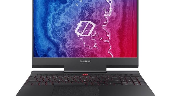 يتميز  Notebook Odyssey من سامسونج بتصميم جديد ومبتكر لضمان تجربة مثالية للمستخدمين ليوفر أداءً متطورًا في جهاز صغيرة الحجم. 