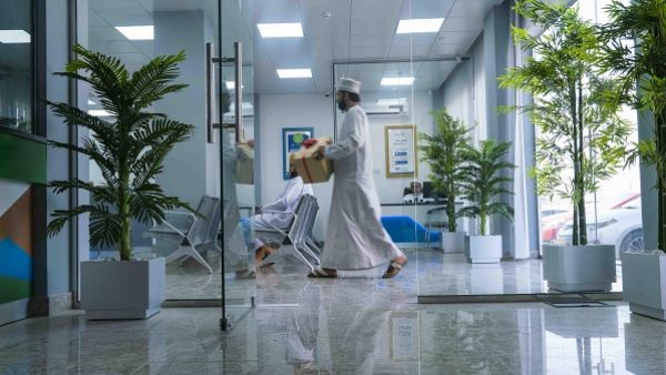 ستعمل شركة بريد عمان على الارتقاء بمستويات الخدمات والعمليات المنقولة وادماجها في شبكات ومنظومات عملها.