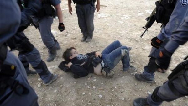 283 طفل اسير في سجون الاحتلال 