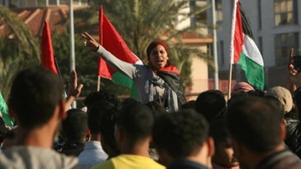 الفلسطينيون