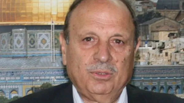 عدنان الحسيني، وزير شؤون القدس في السلطة الفلسطينية