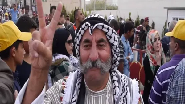 مسيرة جابت عدة شوارع في مدينة رام الله إحياء للذكرى الـ 13 لرحيل الرئيس الفلسطيني ياسر عرفات