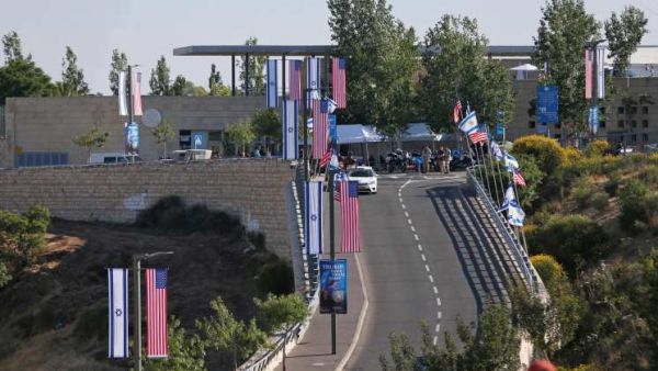 الإدارات الأمريكية السابقة كانت تعارض تسجيل “إسرائيل” كبلد ميلاد للمواطنين الأمريكيين المولودين في القدس