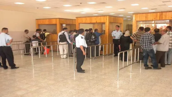 معبر “الكرامة”، الواصل بين الضفة الغربية والأردن