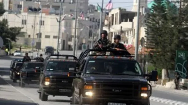 عناصر من الأمن الفلسطيني