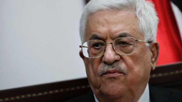 Palestinian President Mahmoud Abbas has renewed commitment about future peace talks during a meeting with Chilean president Sebastian Pinera. (AFP/ File Photo)
