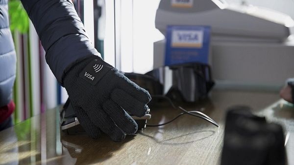 Wow! Fans and athletes will enjoy the convenience of Visa payment-enabled gloves. Wow! Fans and athletes will enjoy the convenience of Visa payment-enabled gloves.