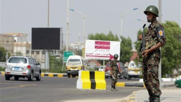 Yemeni security is seen along a main thoroughfare in the port city of Aden, on the eastern approach to the Red Sea, on November 23, 2010, Yemeni security is seen along a main thoroughfare in the port city of Aden, on the eastern approach to the Red Sea, on November 23, 2010,
