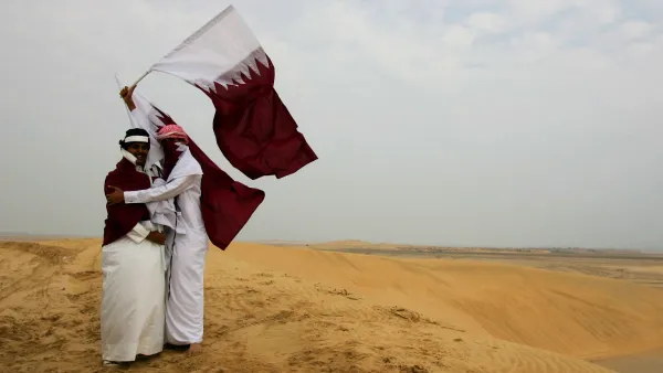قطر وتركيا حليفتان مقربتان وتدعمان المسلحين الذين يحاولون الاطاحة بالرئيس السوري بشار الاسد