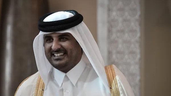 حملة مصرية على قطر تطالب بمنع دخول الأمير وطرد السفير