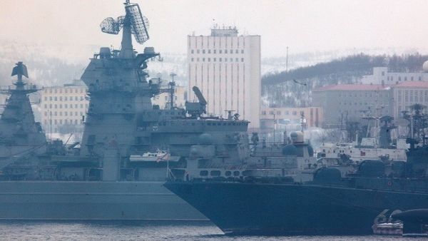 الاختبار المفاجئ يشمل 38 ألف عسكري وأكثر من 3 آلاف وحدة من الآليات الحربية وسفن وغواصات وطائرات