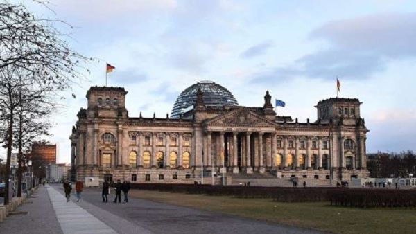 البرلمان الألماني (البوندستاغ)