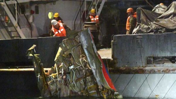 انتهاء مرحلة البحث والإنقاذ في موقع تحطم طائرة “تو-154″ الروسية في البحر الأسود