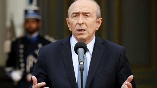 استقالة وزير الداخلية الفرنسي جيرار كولومب