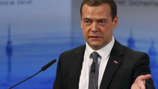 رئيس الوزراء الروسي دميتري مدفيديف