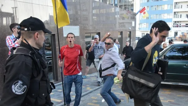  رئيس تحرير نوفايا غازيتا: سأسلح فريق التحرير لم يعد لدي وسيلة أخرى